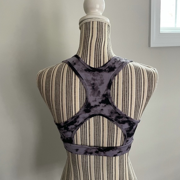 2 Piece Tie Dye Activewear Set - Bike Shorts and Sports Bra - Picture 12 of 16